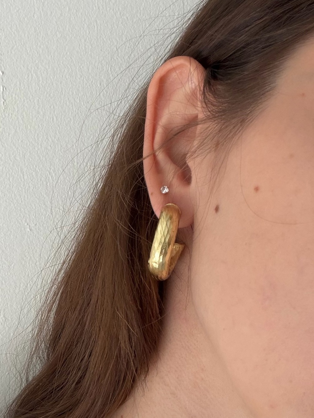 Gold filled hoop Hailey Jane earrings - Picture 4 of 4